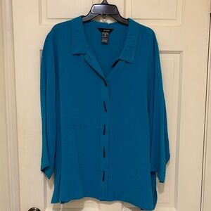 Ali Miles Teal Button-Down Shirt